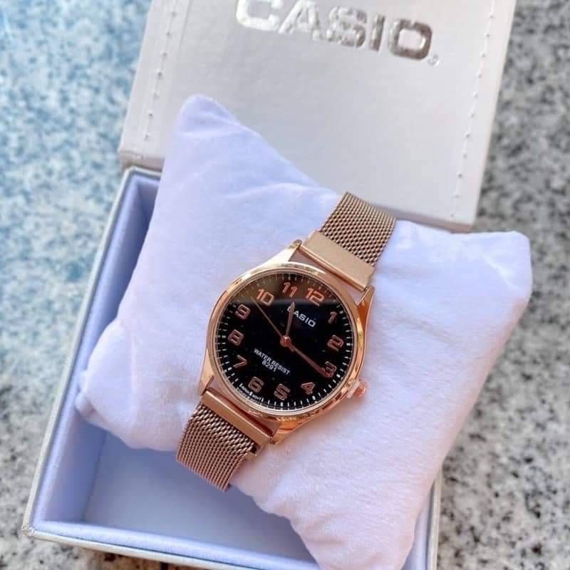 นาฬิกา casio สำหรับ ผู้หญิง