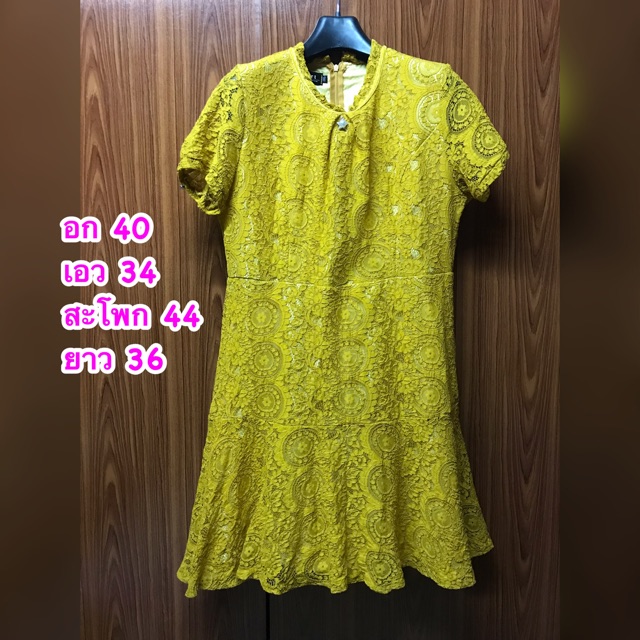 (มือสอง) เดรสลูกไม้สาวอวบ(สีจริงภาพที่สอง)งานป้าย Alert