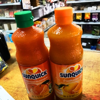 น้ำส้ม ซันควิก (SUnquick)  ขนาด 840 มล. ฝาเขียว และฝาส้ม