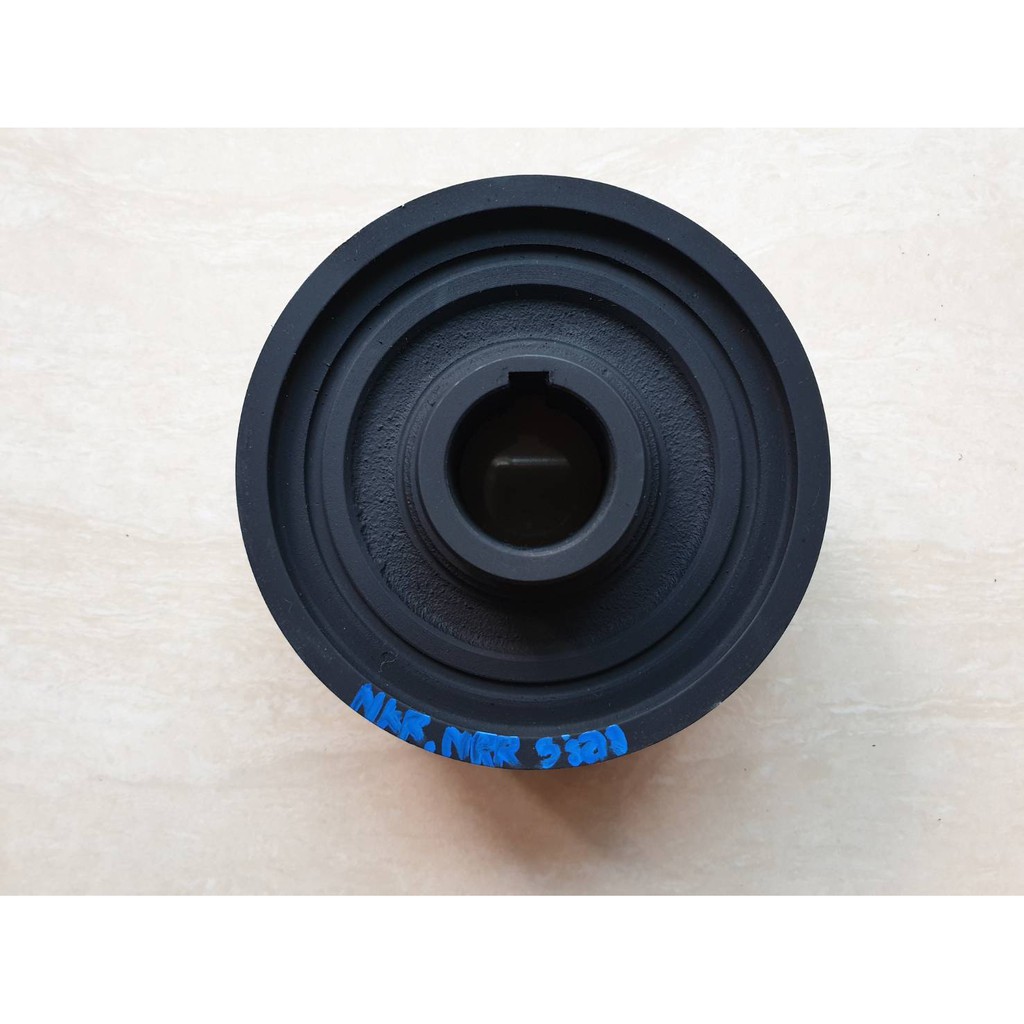 มู่เลย์หน้าเครื่อง (มู่เลย์ข้อเหวี่ยง) ISUZU NPR 115แรง,4BD1 รุ่น3ร่อง ราคาตัวละ 950บาท