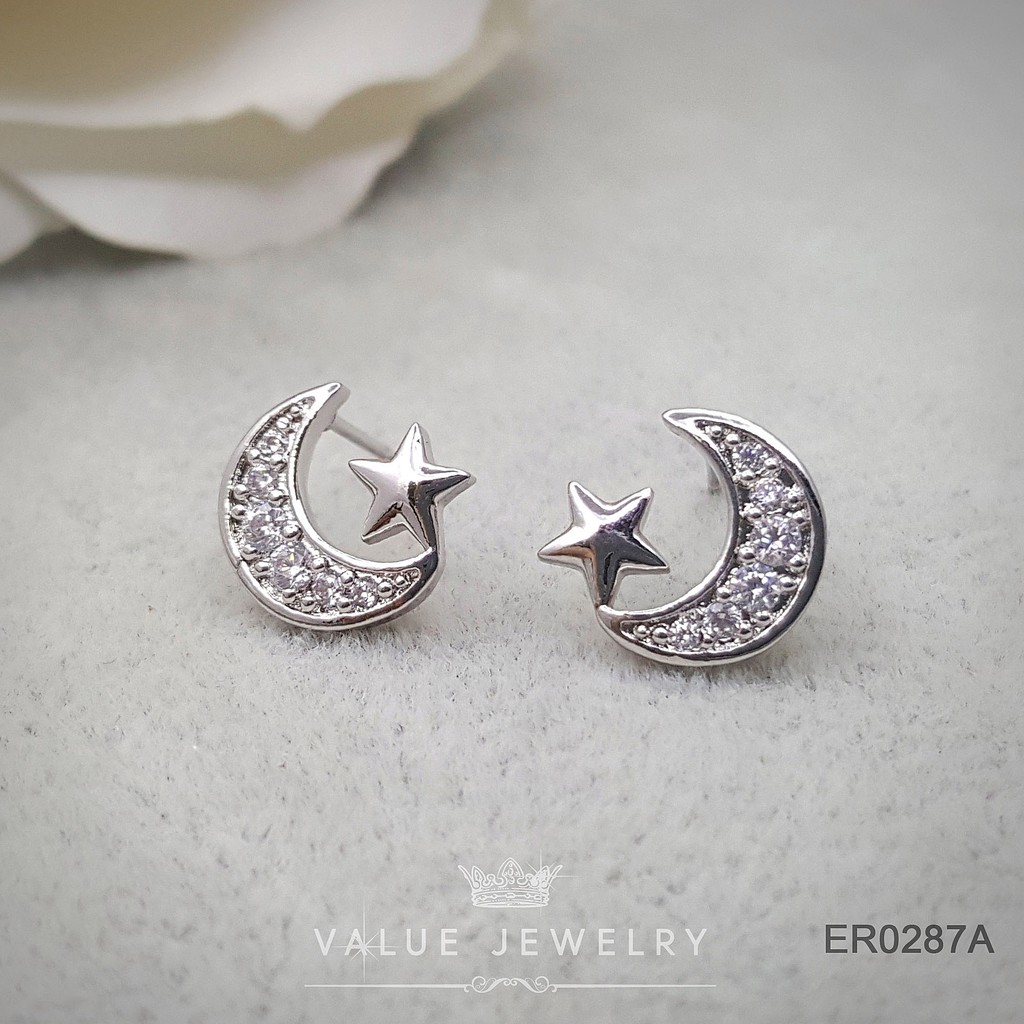 ต่างหู แบบแป้น ฝังคริสตัลแท้ ลาย ดาว พระจันทร์ Star & Moon ขนาดเล็ก ตุ้มหู เครื่องประดับ ER0287 ValueJewelry