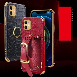 เคส For iPhone 14 Pro Max เคส For iPhone 7 Plus เคส For iPhone 8 Plus Case For iPhone SE Luxury Shockproof Softcase Crocodile Pattern Leather Wrist Strap Phone Case โทรศัพท์มือถือ หนังจระเข้ แบบนิ่ม กันกระแทก พร้อมสายคล้องข้อมือ หรูหรา สําหรับ