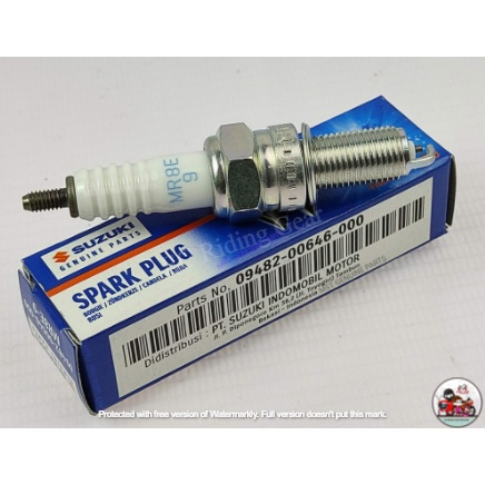 SPARK PLUG SUZUKI V-STROM 650 MR8E-9 PART NO 09482-00646-000