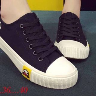 รองเท้าผ้าใบ
36-40
ราคา 550