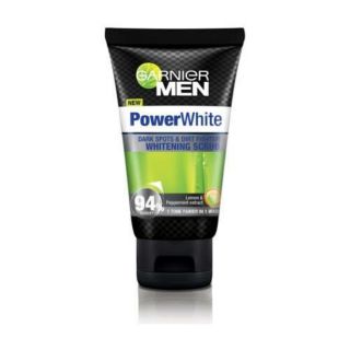 Garnier Men PowerWhite ANTI DARK SPOTS &amp; POLLUTION WHITENING SCRUB 50 ml.