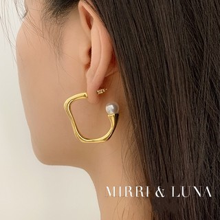 ต่างหูมุกแบบแปลกใหม่ Irregular Geometric Pearl Earrings