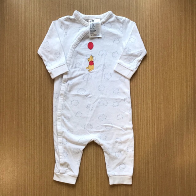 ส่งต่อ บอดี้สูท H&M แท้ จาก Shop (สำหรับเด็ก 1-2 เดือน)