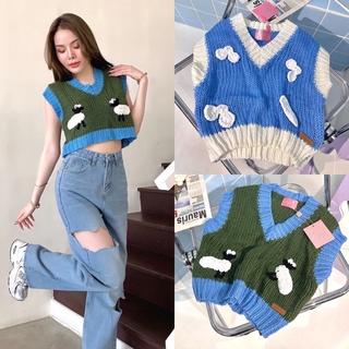 💫New💫(พร้อมส่ง)เสื้อครอปไหมพรมถักแขนกุด ถักลายนูน3D
