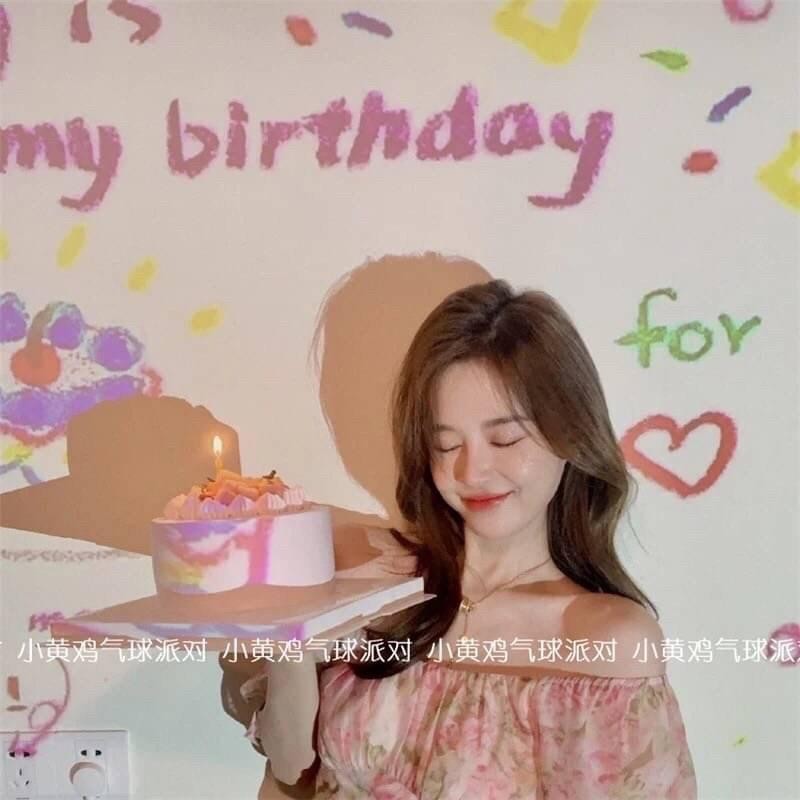 พร้อมส่ง เครื่องโปรเจคเตอร์ HBD สไตล์ มินิมอล แถมฟรี สติ๊กเกอร์ใส น่ารัก คิ้วๆ