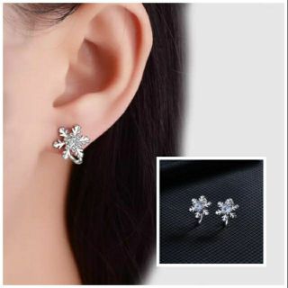 ต่างหูแบบหนีบสโนว์เฟลก • Snowflake Ear cuff