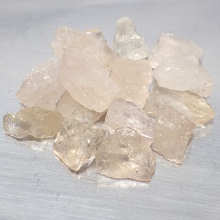 พลอยก้อน มอร์แกไนท์ ดิบ ธรรมชาติ แท้ ( Natural Morganite ) หนักรวม 50 กะรัต