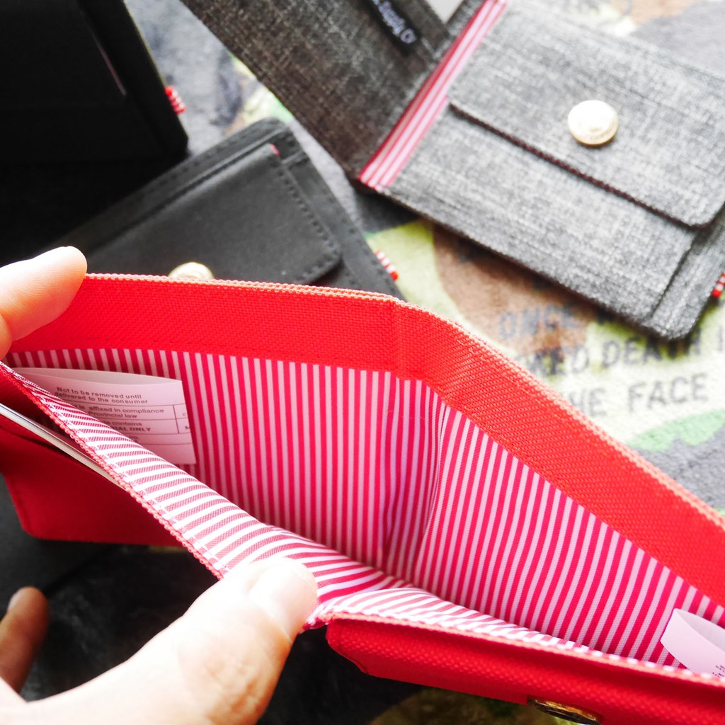 Herschel กระเป๋า2พับ+กล่อง+การ์ด+ช่องใส่เหรียญ รุ่นยอดนิยม มีหลายสีมากๆ