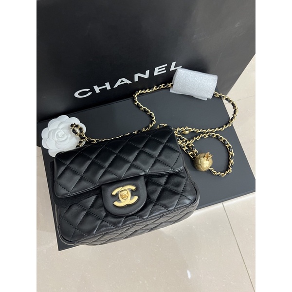 กระเป๋า Chanel มือสอง Used Chanel mini bag