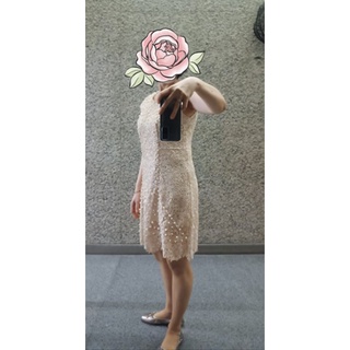 ชุดไปงานแต่งมือ 2 ใส่แค่ 2 หน ชุดสีทอง อก 36 เอว 32 ยาว 35 ใส่หรูดูแพง สวยมากๆ ส่งของทุกวันนะคะ