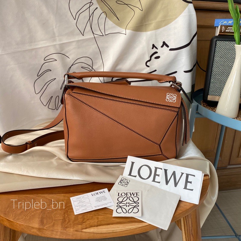 Loewe puzzle small in Tan dc.17
