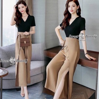 Fashion Set เสื้อคอวีสีดำแขนสั้น งานผ้าเรย่อนยืดหยุ่นอย่างดี