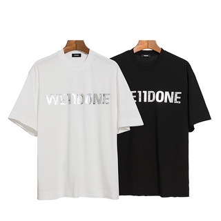 เสื้อยืดแขนสั้นลําลอง ผ้าฝ้าย ทรงหลวม พิมพ์ลายตัวอักษร WELLDONE สีเงิน แฟชั่นคู่รัก สไตล์คลาสสิก สําหรับผู้ชาย และผู้หญิ