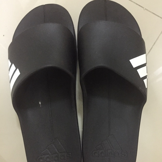 รองเท้าแตะadidas ของแท้