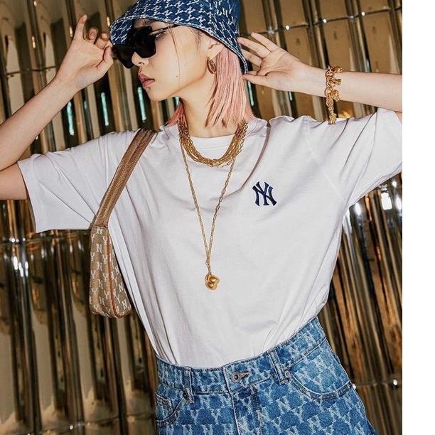 Friendly Price เสื้อยืด MLB Yankess Monogram - เสื้อยืด MLB