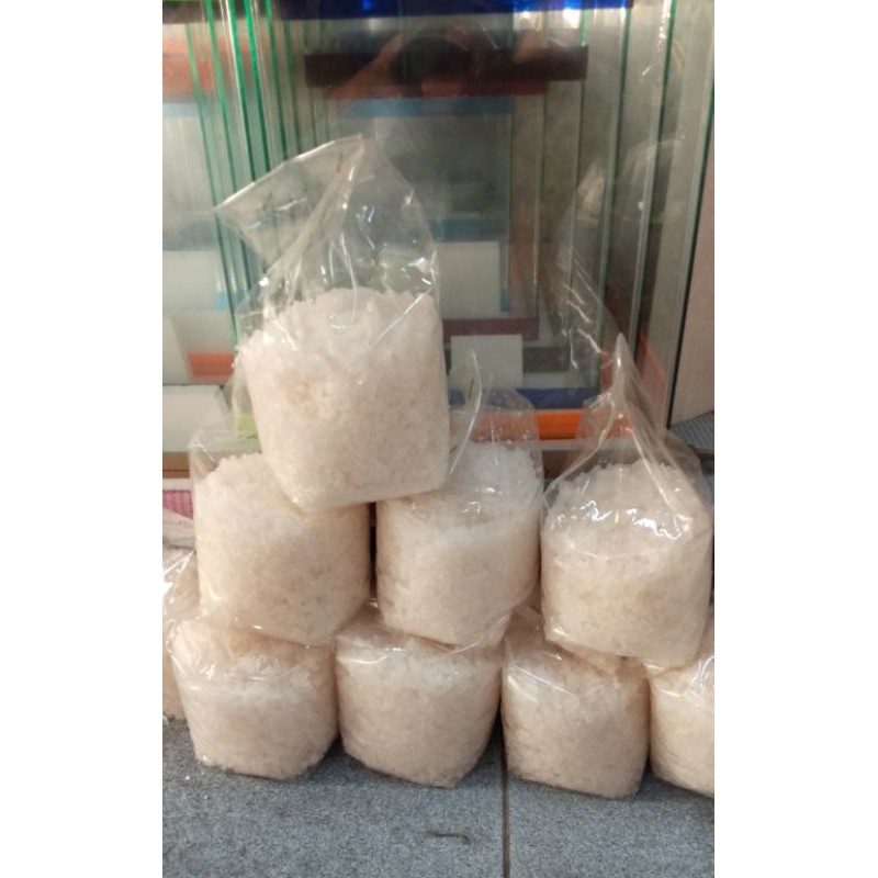 เกลือสำหรับใส่บ่อปลาหรือตู้ปลา(บรรจุ 1 kg.)
