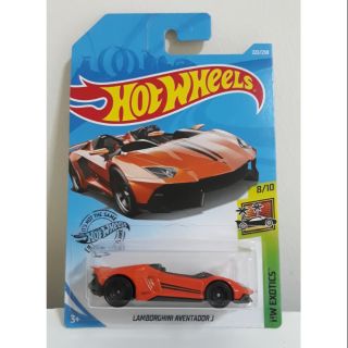 รถเหล็ก Hotwheels LAMBORGHINI AVENTADOR J (ib016)