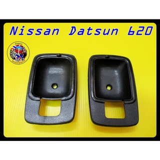 เบ้ารองมือเปิดใน สีดำ ( L-H )  - Nissan Datsun 620 Inner Handle Door Surround Black Set 2Pcs.