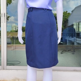 ชุดราชการ เสื้อและกระโปรงสีกรม ทอ. พนักงานข้าราชการหญิง เสื้อขาวโอโม่อมฟ้า แขนสั้น อินธนูไหล่
