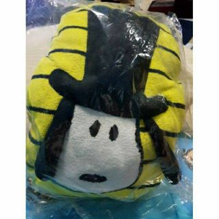 พร้อมส่ง ตุ๊กตาหมอนผ้าห่มสนูปปี้สีเหลือง