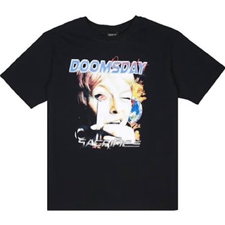 เสื้อยืดผ้าฝ้ายพิมพ์ลายแฟชั่น ESCAPE VIBE DOOMSDAY TEE