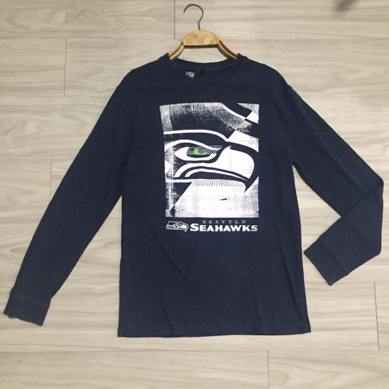 NFL เสื้อสีเขียวอมกรม แขนยาว ไซส์ S อก 38 ยาว 26 (งานมือสอง)