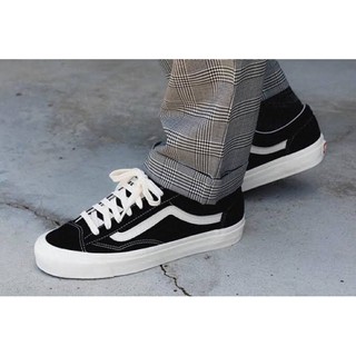 Vans style 36 Black/White