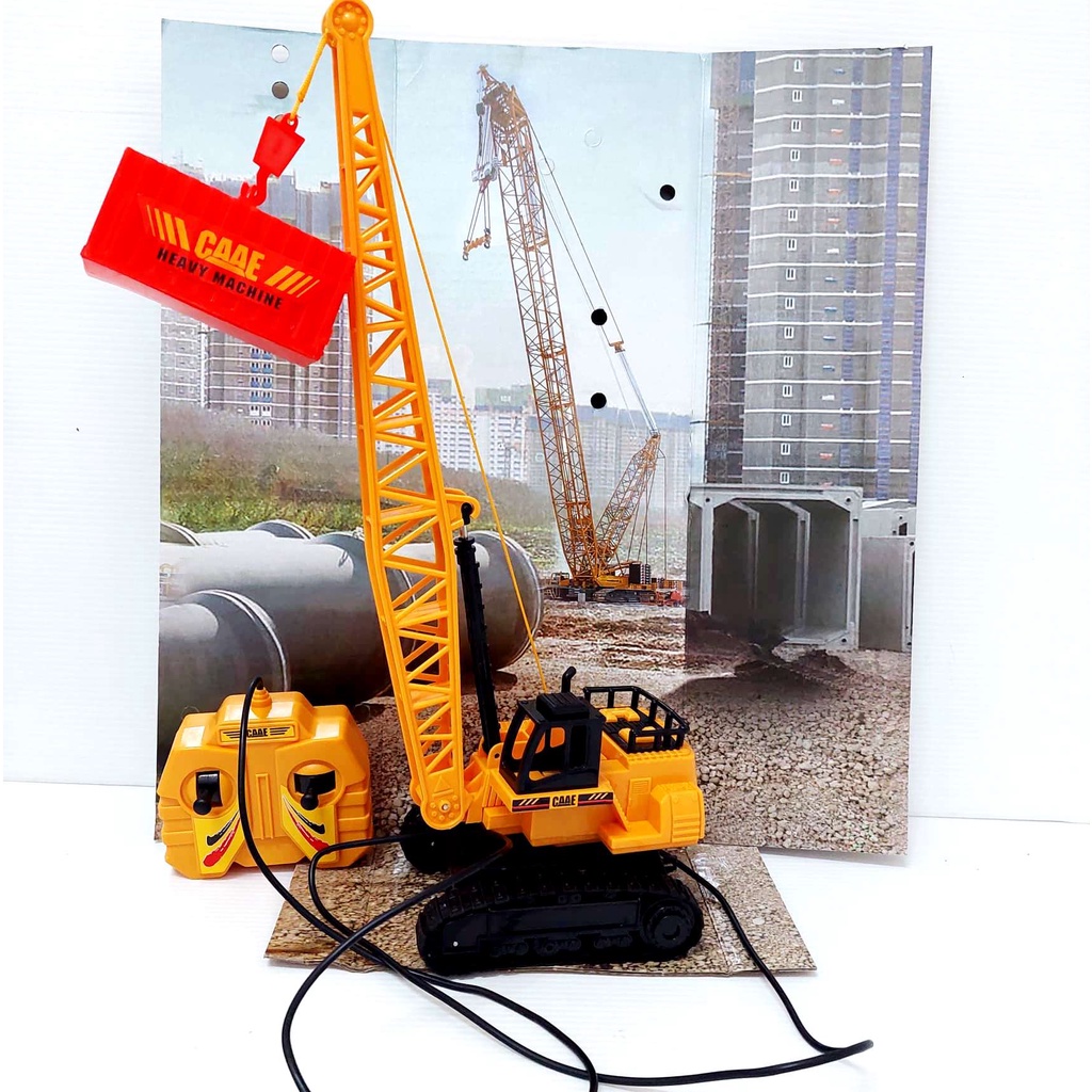 รถเครน บังคับแบบ มีสาย ล้อตะขาบ สเกล 1:50 สินค้า ตรงปก เทส ก่อนส่ง แน่นอน รถเด็กเล่น รถของเล่น 937