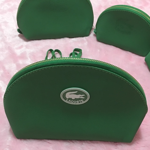 กระเป๋าคล้องมือ Lacoste สีเขียว buy 1 get 4 free