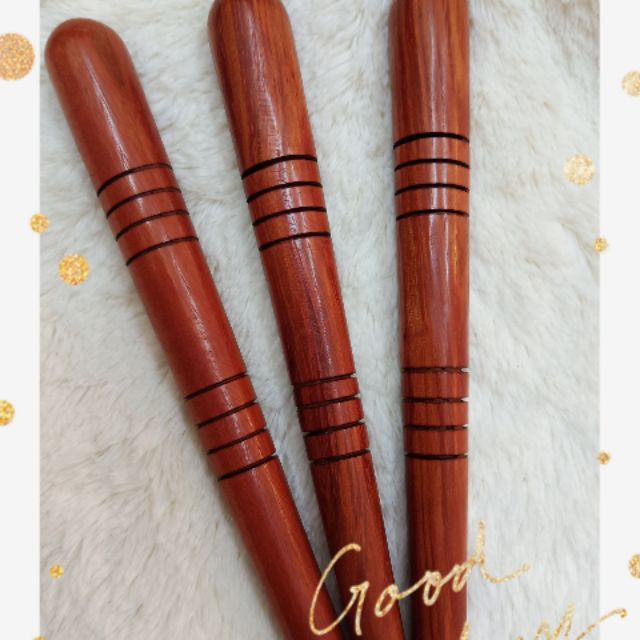 ไม้กดจุดฝ่าเท้า❇️❇️ ❇️ 1 ชิ้น 25 บาท