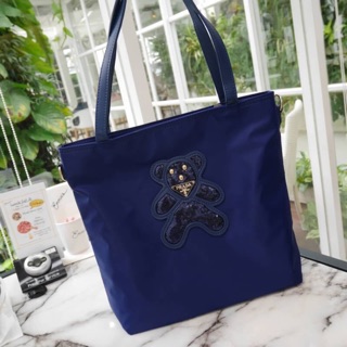 🌟 Premuim Gift 🌟   งานขายดีคะ ♡♡ กระเป๋าสะพาย/มีสายยาว ทรง TOTE จากแบรนด์ PRADA 💕🍭
