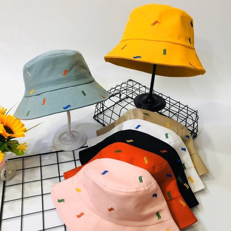 (ใส่โค้ดINCSM4Fเพิ่ม 20) JPP SHOPPING : หมวกบักเก็ต (Bucket) แต่งลายขีดมินิมอลสวยๆ