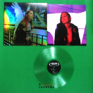 (ส่งฟรี) แผ่นเสียง Hatchie - Giving The World Away (Limited Coke Bottle Clear Vinyl)