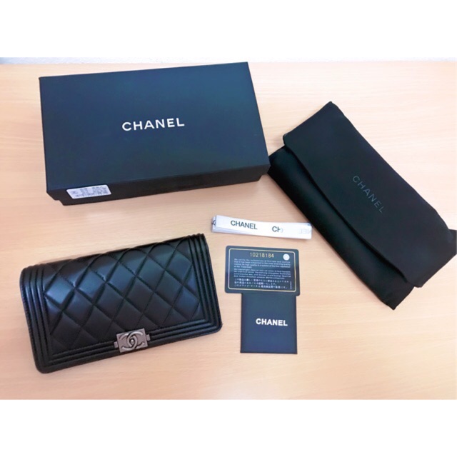 Chanel boy wallet หนังแกะแท้ มือสอง hi-end1:1