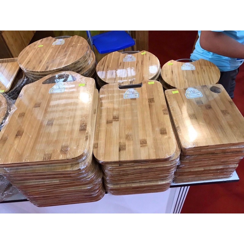 คุณภาพสูง TITI RECTANGULAR BAMBOO CUTTING BOARD (39x26x1.8 cm)