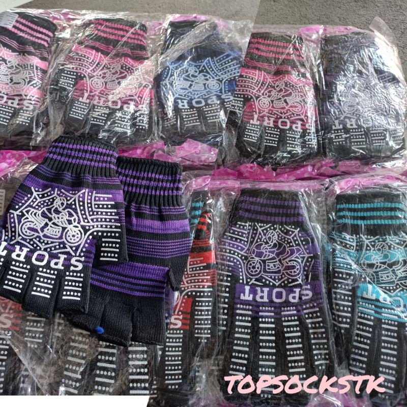 93.ถุงมือ แบบตัดนิ้วและเต็มนิ้ว ราคายกโหลมี12 คู่150บาท