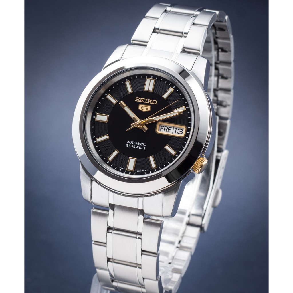 OW นาฬิกา Seiko รุ่น SNKK17K1 นาฬิกาผู้ชาย สายแสตนเลส หน้าปัดดำ สวยหรู - สินค้าของใหม่ ของแท้ ประกันศูนย์ไทย 1 ปีเต็ม