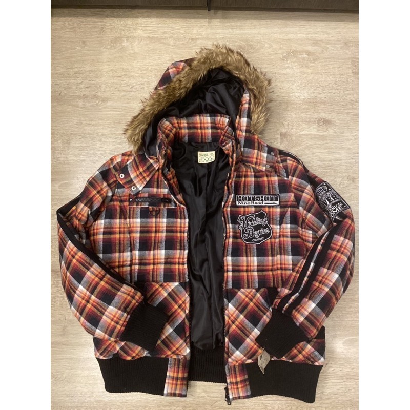 Jinnee jacket เสื้อแจ๊คเก็ต กันหนาว พร้อมฮู๊ด มือ 1 size M ราคาเต็ม 5,980 เยน (1,700 บาท) ขายในราคา 