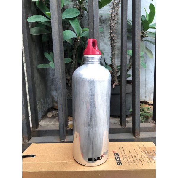 SIGG Traveler Tumblr Bottle สีเทา 1L