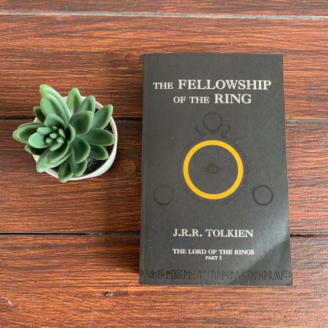 หนังสือ the Lord of the Rings part I : the FELLOWSHIP of the RING 👑