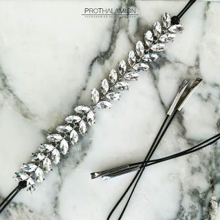 Diamond Choker : โชคเกอร์ เพชร แบบผูก