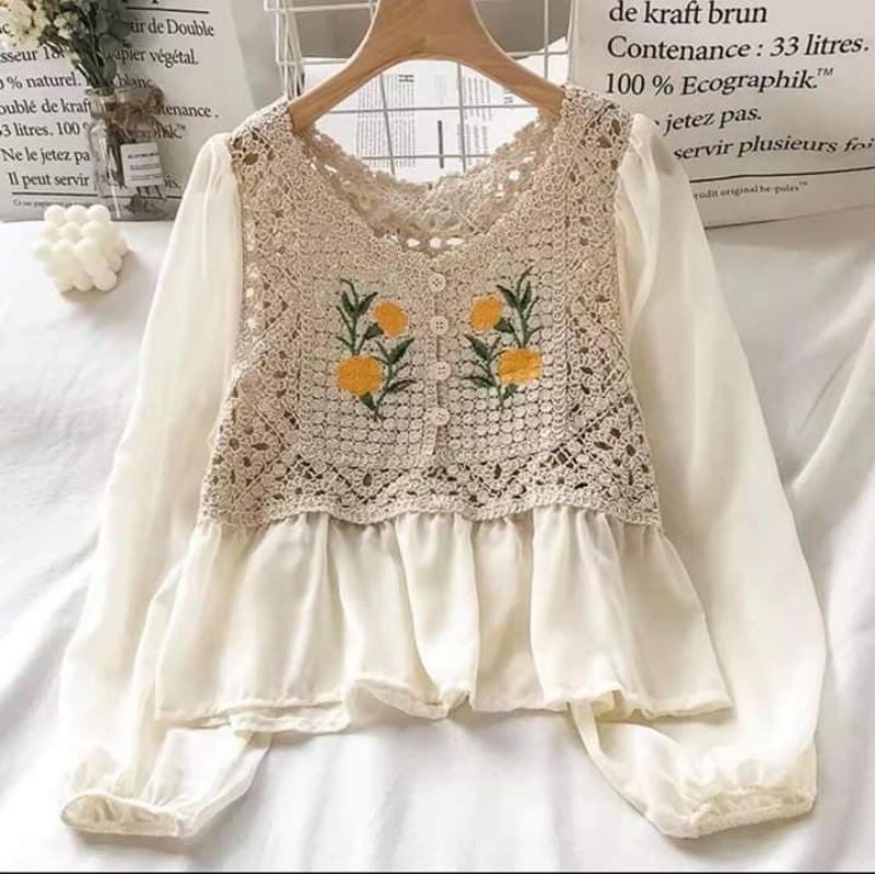 เสื้อถักนิ​ตติ้ง​ แขนยาวชีฟองลาย​ดอกไม้​สีเหลือง​ น่ารักมุ้งมิ้งมาก มีสีขาว ครีม​