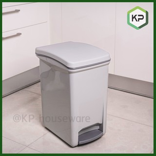 ถังขยะพลาสติคคุณภาพดีขาเหยียบทรงเหลี่ยมความจุ 27 ลิตร ตรา Pi…