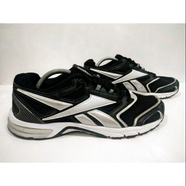 Reebok แท้💯% รองเท้ามือสอง