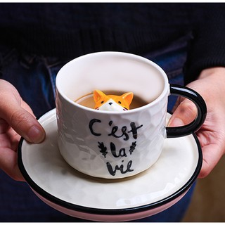 แก้วเซรามิก แมวนั่งอยู่ที่ก้นถ้วย พร้อมถาดรองและช้อน ☕️🐱 Coffee Cup Set