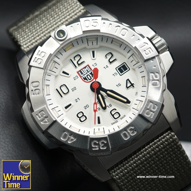 นาฬิกาLUMINOX NAVY SEAL STEEL 3250 SERIES รุ่น XS.3257